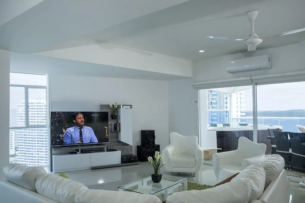 Ocean View Spacious Penthouses With Big Terraces And Over 318 Square Meters Cartagena 0*,  Kolumbie